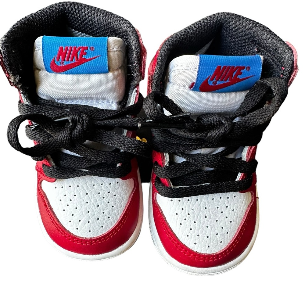 Jordan 1 Retro High Spider -Man Origin Story               Size 4C